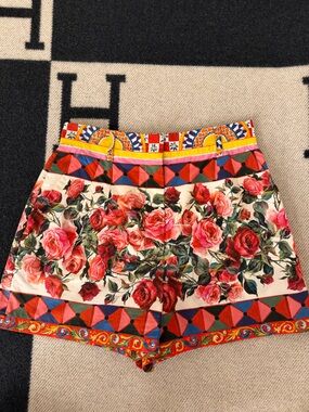 Dolce & Gabbana Gorgeous High waisted shorts